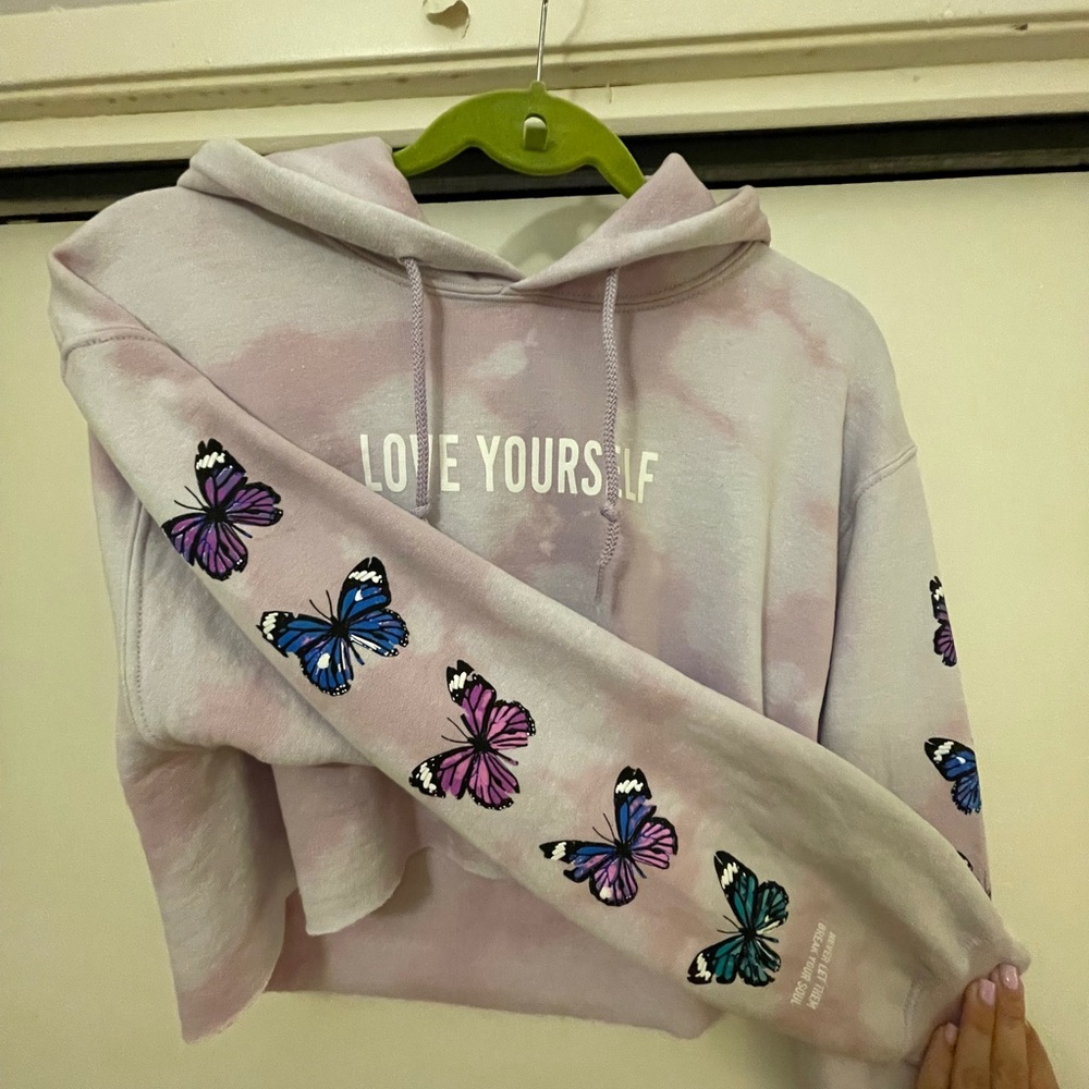 Lavender cropped butterfly tie dye sweatshirt
